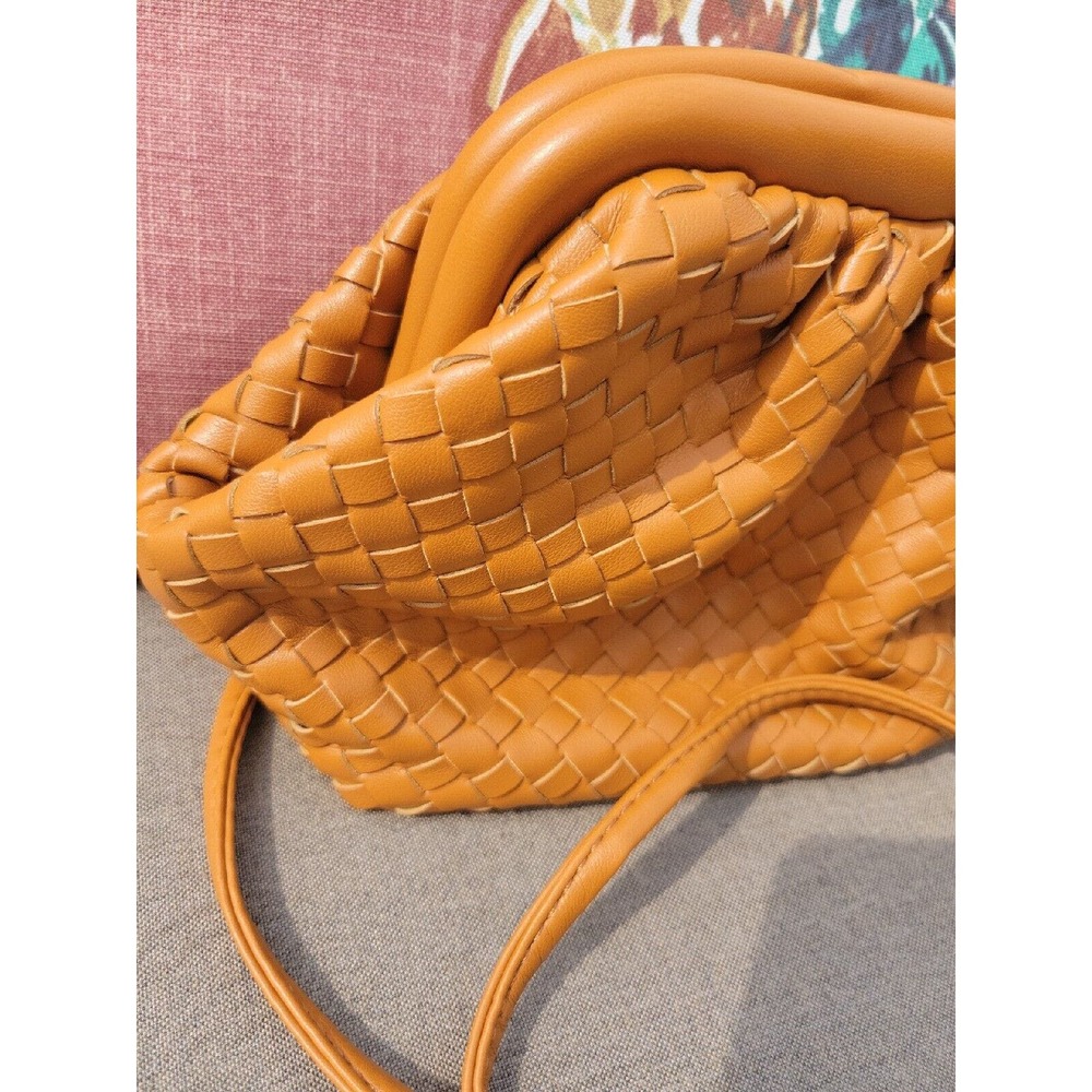 Urban Expressions Brown Leona Woven Crossbody Purse Handbag vegan - Picture 2 of 12